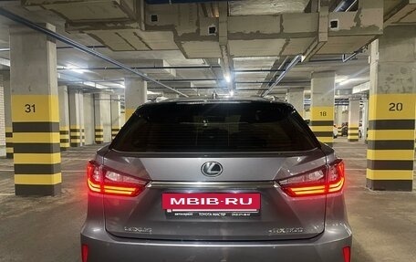 Lexus RX IV рестайлинг, 2019 год, 5 700 000 рублей, 10 фотография