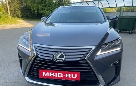 Lexus RX IV рестайлинг, 2019 год, 5 700 000 рублей, 9 фотография