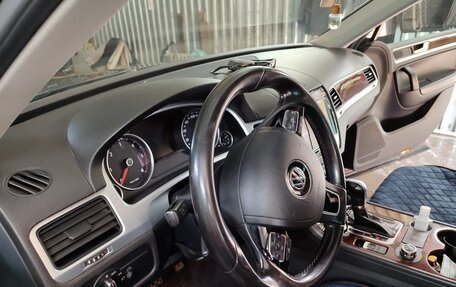 Volkswagen Touareg III, 2013 год, 2 590 000 рублей, 6 фотография