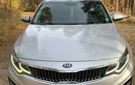 KIA K5 II, 2019 год, 2 500 000 рублей, 2 фотография