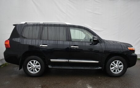 Toyota Land Cruiser 200, 2014 год, 4 499 000 рублей, 7 фотография