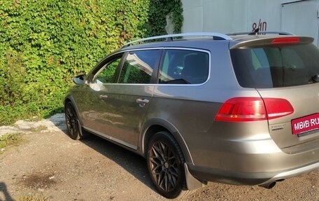 Volkswagen Passat B7, 2012 год, 1 650 000 рублей, 2 фотография