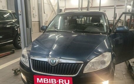 Skoda Fabia II, 2012 год, 847 000 рублей, 2 фотография