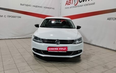 Volkswagen Jetta VI, 2014 год, 1 304 000 рублей, 2 фотография