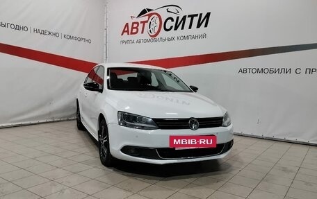 Volkswagen Jetta VI, 2014 год, 1 304 000 рублей, 3 фотография