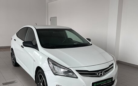 Hyundai Solaris II рестайлинг, 2016 год, 970 000 рублей, 3 фотография