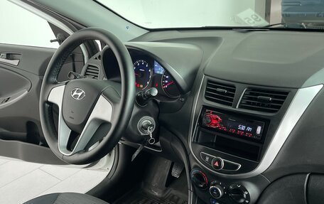 Hyundai Solaris II рестайлинг, 2016 год, 970 000 рублей, 11 фотография