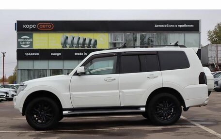 Mitsubishi Pajero IV, 2011 год, 1 678 000 рублей, 2 фотография