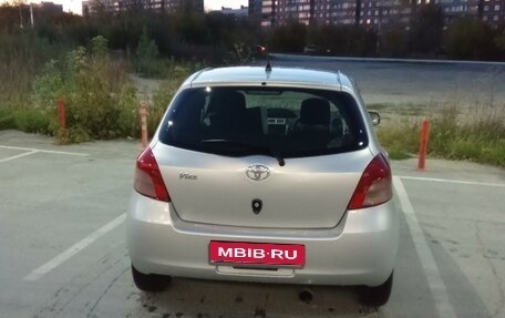 Toyota Vitz, 2005 год, 620 000 рублей, 9 фотография