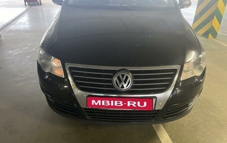 Volkswagen Passat B6, 2007 год, 750 000 рублей, 1 фотография