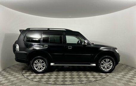 Mitsubishi Pajero IV, 2015 год, 2 679 000 рублей, 4 фотография