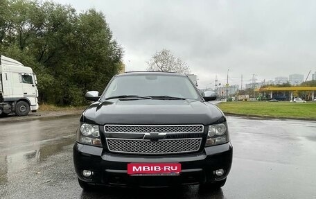 Chevrolet Tahoe III, 2008 год, 1 500 000 рублей, 2 фотография