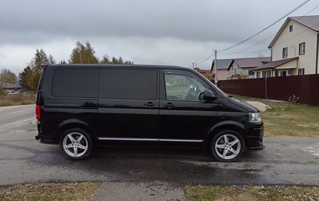 Volkswagen Multivan T5, 2010 год, 2 000 000 рублей, 3 фотография