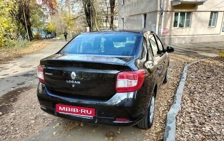 Renault Logan II, 2018 год, 950 000 рублей, 3 фотография