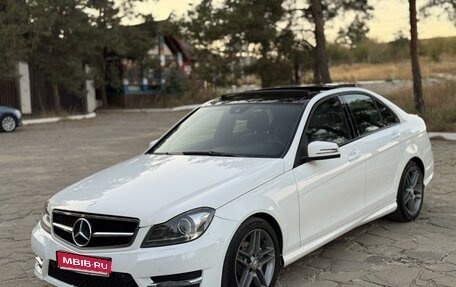 Mercedes-Benz C-Класс, 2012 год, 1 750 000 рублей, 1 фотография