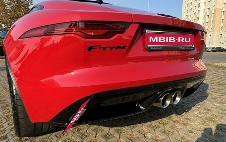 Jaguar F-Type I рестайлинг 2, 2021 год, 8 450 000 рублей, 10 фотография