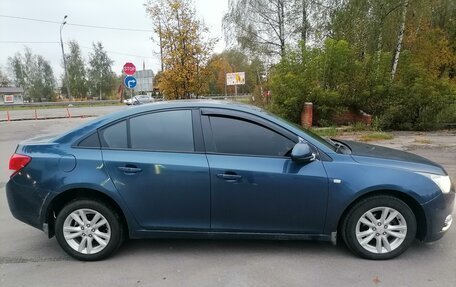 Chevrolet Cruze II, 2011 год, 650 000 рублей, 2 фотография