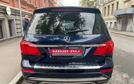 Mercedes-Benz GL-Класс, 2015 год, 4 500 000 рублей, 4 фотография