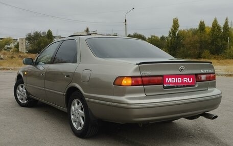 Toyota Camry, 1997 год, 650 000 рублей, 9 фотография