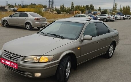 Toyota Camry, 1997 год, 650 000 рублей, 8 фотография