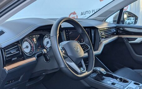 Volkswagen Touareg III, 2019 год, 4 599 000 рублей, 8 фотография