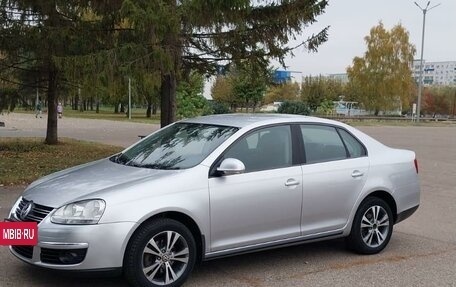 Volkswagen Jetta VI, 2008 год, 880 000 рублей, 2 фотография