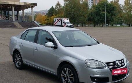 Volkswagen Jetta VI, 2008 год, 880 000 рублей, 27 фотография