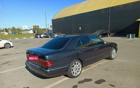 Mercedes-Benz E-Класс, 1999 год, 330 000 рублей, 7 фотография