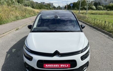 Citroen C4 Picasso II рестайлинг, 2017 год, 1 849 999 рублей, 30 фотография