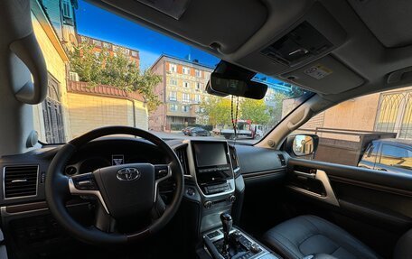 Toyota Land Cruiser 200, 2016 год, 6 950 000 рублей, 6 фотография