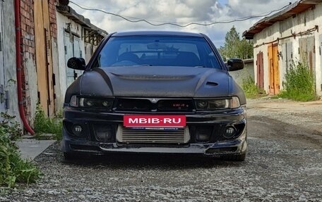 Mitsubishi Galant VIII, 1998 год, 650 000 рублей, 1 фотография