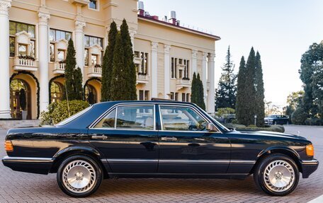 Mercedes-Benz S-Класс, 1984 год, 2 800 000 рублей, 6 фотография