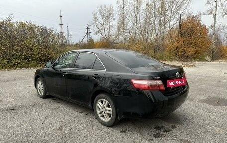 Toyota Camry, 2010 год, 1 450 000 рублей, 4 фотография