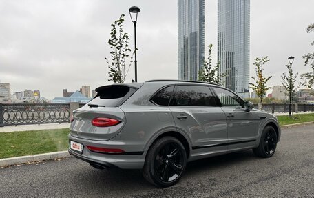 Bentley Bentayga I, 2022 год, 34 500 000 рублей, 5 фотография