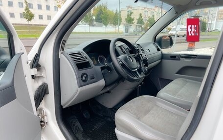 Volkswagen Transporter T5 рестайлинг, 2010 год, 1 499 000 рублей, 15 фотография