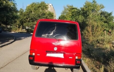 Volkswagen Transporter T4, 2000 год, 1 100 000 рублей, 3 фотография