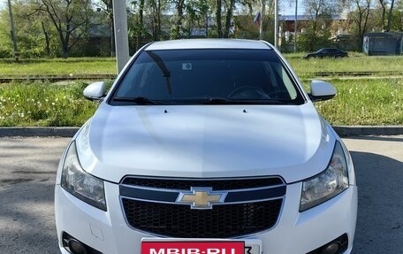 Chevrolet Cruze II, 2011 год, 780 000 рублей, 1 фотография