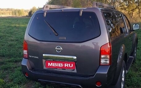 Nissan Pathfinder, 2012 год, 1 800 000 рублей, 3 фотография