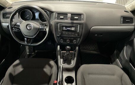 Volkswagen Jetta VI, 2016 год, 1 390 000 рублей, 12 фотография