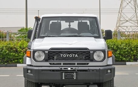 Toyota Land Cruiser 70, 2024 год, 10 924 010 рублей, 2 фотография