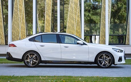 BMW 5 серия, 2024 год, 9 900 000 рублей, 5 фотография