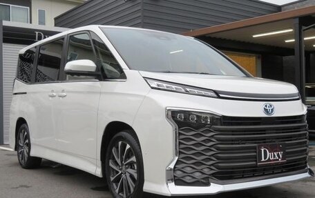 Toyota Voxy, 2023 год, 2 552 222 рублей, 2 фотография