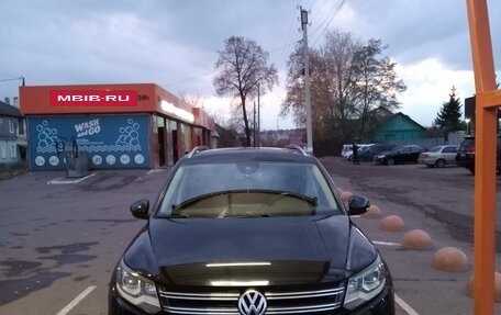 Volkswagen Tiguan I, 2013 год, 1 880 000 рублей, 1 фотография