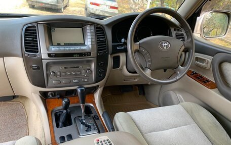 Toyota Land Cruiser 100 рестайлинг 2, 2002 год, 3 270 000 рублей, 11 фотография