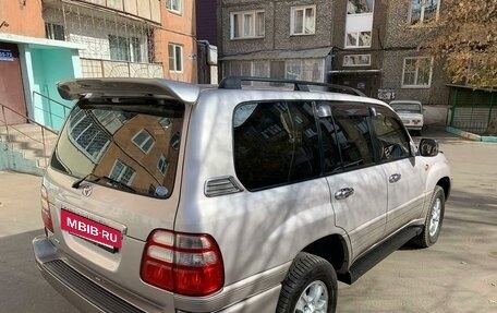 Toyota Land Cruiser 100 рестайлинг 2, 2002 год, 3 270 000 рублей, 7 фотография