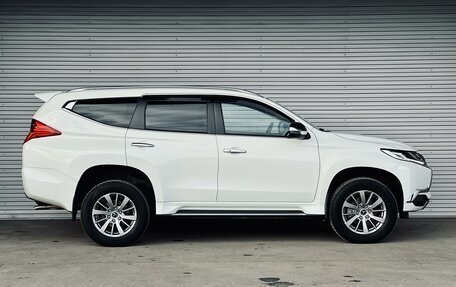 Mitsubishi Pajero Sport III рестайлинг, 2018 год, 3 490 000 рублей, 4 фотография