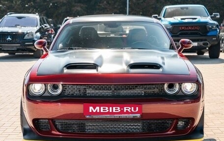 Dodge Challenger III рестайлинг 2, 2021 год, 18 900 000 рублей, 5 фотография