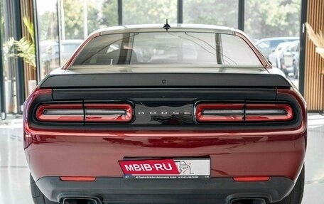 Dodge Challenger III рестайлинг 2, 2021 год, 18 900 000 рублей, 14 фотография