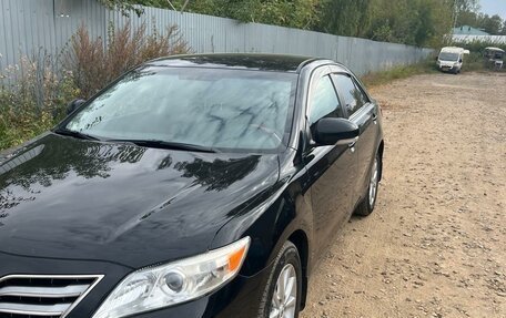 Toyota Camry, 2011 год, 1 750 000 рублей, 1 фотография