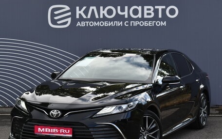 Toyota Camry, 2023 год, 3 850 000 рублей, 1 фотография